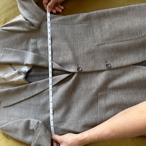 Jack Victor
Hartford
Unconstructed Wool
Herringbone Sport
Coat - Picture 9 of 13